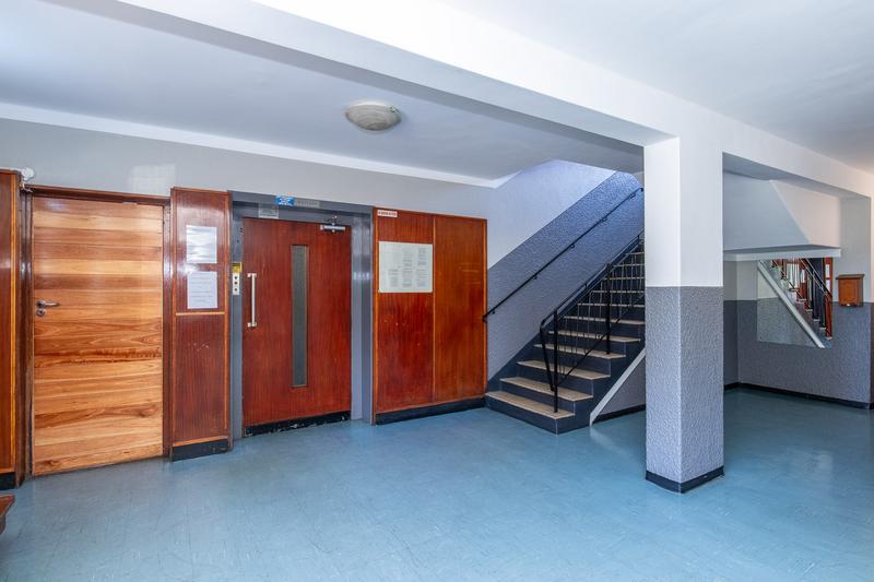2 Bedroom Property for Sale in Plumstead Western Cape